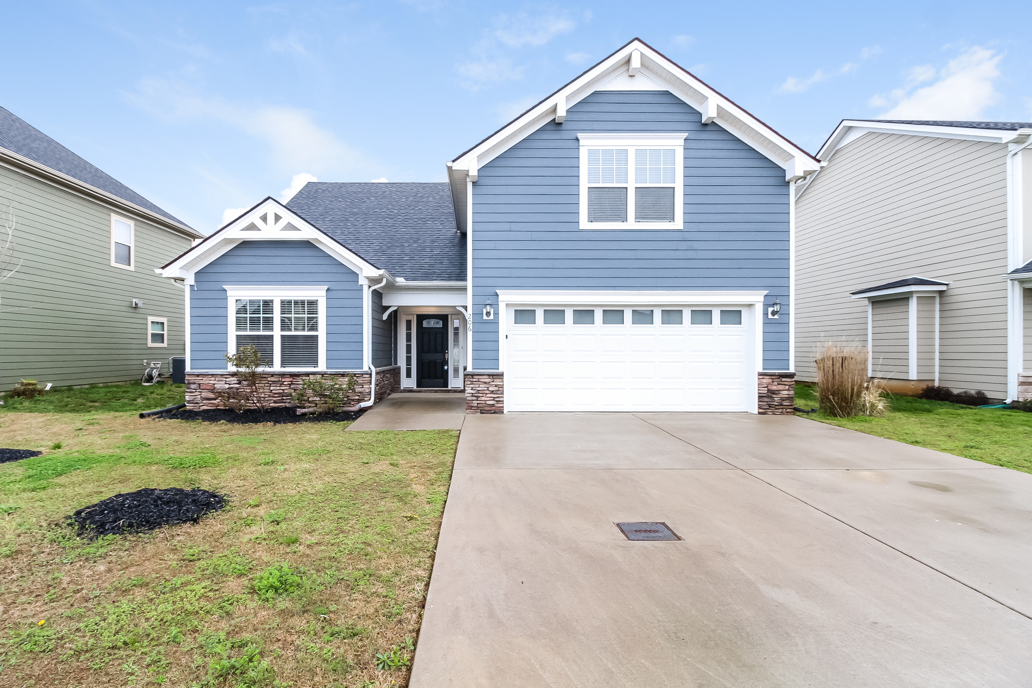 206 Hourless Dr Smyrna, TN 37167
